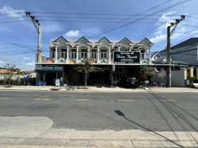 Bán 5 căn nhà 1 trệt 1 lầu mặt tiền Nguyễn Văn Tiếp, Phường 5, TP Tân An, diện tích: 20.8 x 27