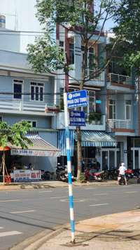 Nhà 2 mặt tiền kinh doanh gần Nguyễn Thị Minh Khai, 6x18m thổ cư 100%, vị trí đắc địa