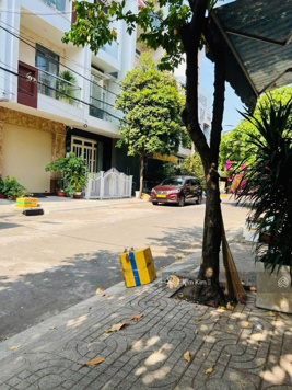 Mặt tiền đường 10m Ca Văn Thỉnh, Phạm Phú Thứ, Đồng Đen - DT 4.2x20m - giá 12.7 tỷ TL