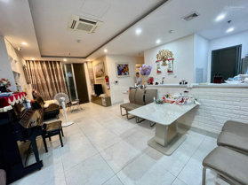 Bán căn 3PN + 1 (105m) full nội thất, có sổ lâu dài, có slot xe ôtô, ở Vinhomes Gardenia. Giá 8.7tỷ