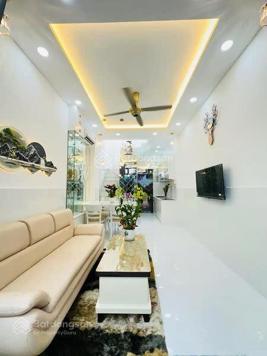 GIÁ 3 TỶ 550. BÁN NHÀ NGUYỄN VĂN MẠI, TÂN BÌNH. HXH. GẦN SÂN BAY TÂN SƠN NHẤT. LH: 0784 813 431