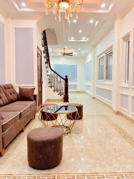 Bán nhà 65m2 Vũ Xuân Thiều Phúc Lợi ô tô đỗ cửa