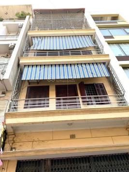 Nhà phố Trần Duy Hưng, Q. Cầu Giấy, HN. 55m2, 10 tỷ. Đắc địa, đắc tài, đắc công danh