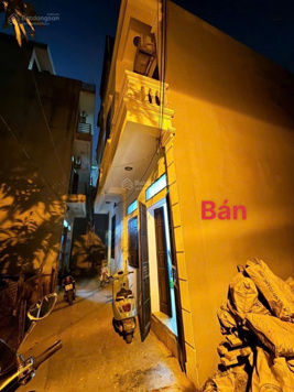 Bán nhà 45m phường Phúc Lợi Long Biên gần ô tô