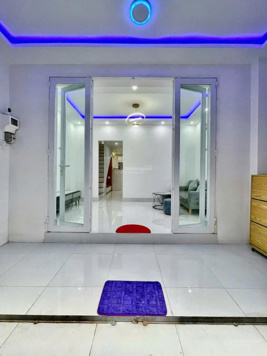 Nhà đẹp hẻm 75 hùng vương - p, thới bình - ngay trung tâm tp, Full nội thất mới 100% & 4 máy lạnh