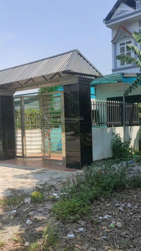 Cần bán nhà 123 m2, mặt đường 21 A, nhà 2 tầng khép kín