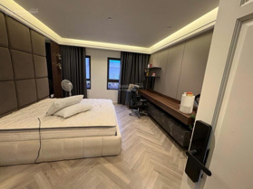 Bán nhà Hoàng Quốc Việt, nhà xây 5 tầng, 32m2, tầm tiền hơn 7 tỷ, hộ khẩu Cầu Giấy