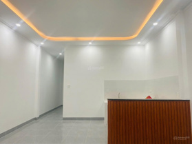 Bán nhà mới xây, sổ hồng sẵn, full thổ cư giá chỉ 1tỉ550