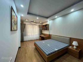 Bán gấp nhà đẹp Cầu Giấy - ngõ ô tô vào - ngõ thông thoáng - 30m2 - 5 tầng - mặt tiền 3.5m- 8.15 tỷ