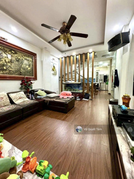 CHÍNH CHỦ BÁN NHÀ PHÂN LÔ NGỌC LÂM 40M X 5 TẦNG VỈA HÈ Ô TÔ TRÁNH KINH DOANH - DÂN TRÍ CAO