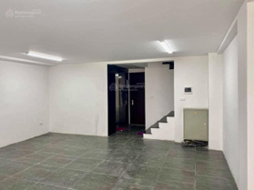 MẶT PHỐ HỒ TÙNG MÂU-VỈA HÈ ĐÁ BÓNG-THOÁNG NHẤT TP-VIEW CỰC ĐẸP-3 HƯỚNG ĐỀU NHÌN THẤY NHÀ-THANG MÁY