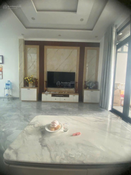 Chính chủ bán gấp trong tháng nhà 3 tầng, mặt tiền đường 19 Tháng 5. P Eatam Tp Bmt