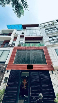 Sổ cầm tay bán gấp nhà đang cho thuê đường Hương Giang -P.15 -Q.10, giá 2TỶ880/68m2, ngay Chợ Thuốc