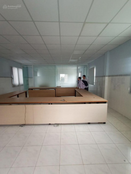 Bán nhà đang làm kho xưởng 452m2 full thổ cư đường Lê Đình Cẩn, P. Tân Tạo, Q. Bình Tân