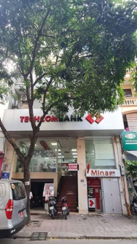 Bán tòa văn phòng mặt phố Hoàng Cầu - Đống Đa - Hà nội 240m2 X 9 tầng x mặt tiền 9.6m giá 155 tỷ