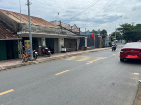 Nhà mặt đường Nguyễn Trãi Cần Đước 4.5x27 127m2 ODT 3.3 tỷ