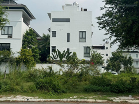 Hàng đầu tư! Bán gấp khuôn đất, DT: 8x20m - dự án Thế Kỷ 21, Thạnh Mỹ Lợi, Q2, chỉ 130 triệu/m2