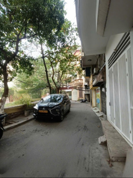 Tây Sơn, Đống Đa. Diện tích 156m. Mặt tiền 8m, ngõ thông ô tô. Nhỉnh 33 tỷ