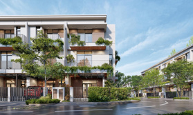 Bán nhà trả góp, thiết kế hiện đại, nhà mới keng, 1 trệt lửng 2 lầu, kdc cao cấp chợ Bình Chánh