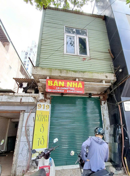 Chính chủ bán gấp nhà giá tốt mặt đường Giải Phóng, Hoàng Mai