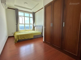 Cho thuê căn hộ 3PN CC Hoàng Anh Thanh Bình, q7, DT 114m2, giá 4 tỷ 150, view đẹp. LH: 0937 961 088