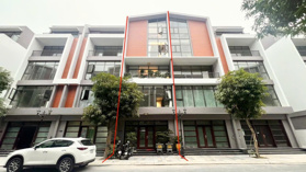 Duy nhất căn liền kề 70m2 giá rẻ mặt tiền rộng 5m đường rộng và thoáng, full nội thất giá trị 800tr