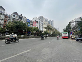 Giảm sốc 5 tỷ! Mặt phố trung tâm quận Đống Đa, 110m2 x 7 tầng, thông sàn, dòng tiền 80tr/th