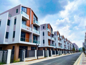 Bán biệt thự tứ lập 120m2 sát góc mặt hồ Vinhomes Ocean Park 3 giá nhỉnh 16 tỷ số lượng cực hiếm