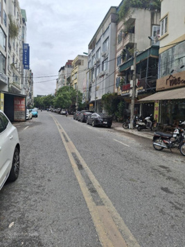 Chủ cần bán - giảm chào 4,5 tỷ nhà mặt phố quận Đống Đa. 7 tầng thang máy. KD đỉnh