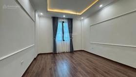 BÁN NHÀ DÂN XÂY NGUYỄN VĂN CỪ, BỒ ĐỀ, LONG BIÊN, 71M*4T, 11,7 TỈ. GẦN Ô TÔ, TIỆN ÍCH.