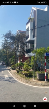 Nhà đẹp 60mx4 tầng Thạch Bàn, phân lô vỉa hè to như phố, ô tô tránh, đỗ cửa ngày đêm 