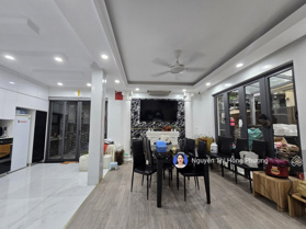 Bán biệt thự song lập Botanic Gamuda 200m2 vị trí đẹp có thang máy giá siêu mềm 0948 857 094