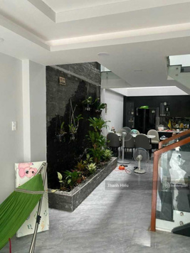 Bán nhà hẻm xe hơi Huỳnh Tấn Phát, quận 7, Gần ngay ngã tư Hoàng Quốc Việt, giá chỉ 6.6 tỷ