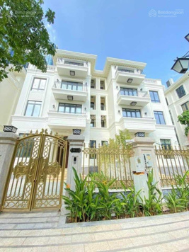 Tôi cần tiền KD cần bán gấp căn biệt thự góc tại Vinhomes Ba Son, giá 320 tỷ