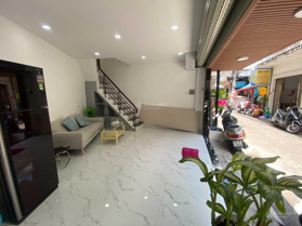 Chỉ 3.95 tỷ - Nhà mới tinh 2 tầng ngang 7,5m full NT xịn xò MT kinh doanh ngay chợ Bà Hoa, P12 QTB