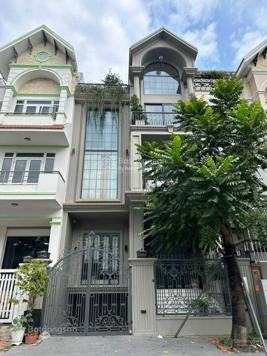 Chính chủ bán gấp nhà phố mặt tiền Him Lam, DT: 5x20m, có nội thất, có thang máy giá 22 tỷ