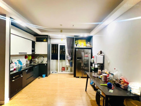 Bán căn hộ 76m2 2PN ban công đông nam 4.6 tỷ bao phí tầng đẹp