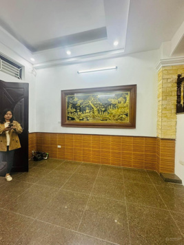 Ôtô 7 chỗ đỗ cửa vào nhà 1 căn duy nhất phố Láng - 50m2*5T - MT 4m - 2 thoáng vĩnh viễn - chỉ 12tỷ