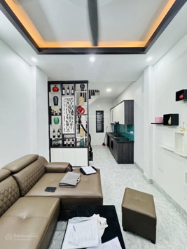 Bán nhà riêng - ngõ 169 đường Hoàng Mai - ngõ 3 gác - nhà đẹp ở ngay - 35m2 x 5tầng - sổ cất két