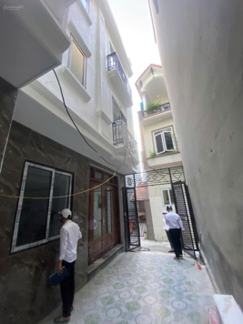 Cực hot. Nhà đẹp Song Phương, ô tô đỗ cổng, thoáng trước sau, DT 40m2, 4 tầng. Giá 3.4 tỷ
