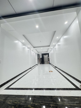 Bán nhà KĐT Đồng Tàu, 6 tầng, phân lô vỉa hè, thang máy, oto tránh đỗ, view vườn hoa