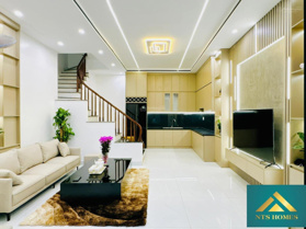 Nhà đẹp phố Tô Vĩnh Diện 40m2*5T, phân lô quân đội, gần phố, Tt quận Thanh Xuân