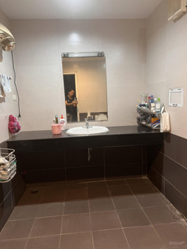 Chính chủ, cần bán căn góc 148m2 CC Resco 3A P1601