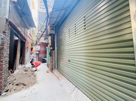 Bán gấp nhà cũ phố Dương Văn Bé DT 48m2 3 tầng MT 4.2m giá 7.6 tỷ