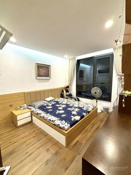 Căn hộ 1PN + 1 tại 6th Element, giá thỏa thuận, 60m2, hàng hiếm tại đẹp, nhiều tiện ích