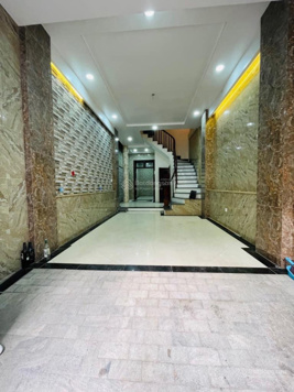 Bán nhà Ngọc Hà, Ba Đình, dt 52m2, 5 tầng thang máy, ngõ rộng, 20m ra mặt phố. Giá 12.7 tỷ