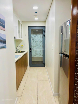 Giá thật: 6 tỷ. Diện tích: 77m (2N - 2VS). Đc: Rivera Park 69 Vũ Trọng Phụng. Full nội thất, sẵn sổ