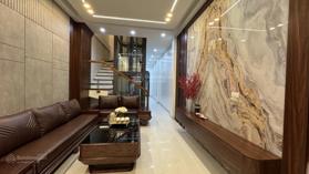 Bán nhà Nguyễn An Ninh 55m2 5 tầng thang máy tổng 7 p ngủ gần ô tô ngõ thông