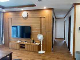 Bán că góc 3 ngủ 96m2, tầng trung view sông Hồng.Giá tốt tòa S5-6: 8tyx, có sổ, full nội thất