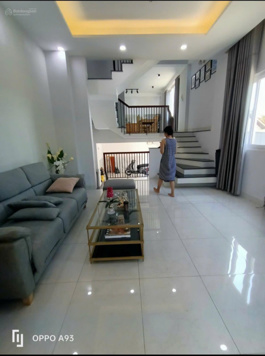 Cho thuê nhà sát bên khu đô thị Vạn Phúc Lộ 13, Hiệp Bình Phước Thủ Đức